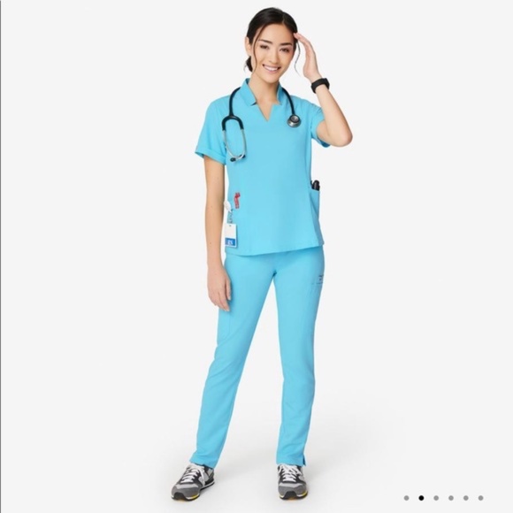 Figs X-Small Neon Blue Inala Slim Scrub Top - Picture 4 of 5
